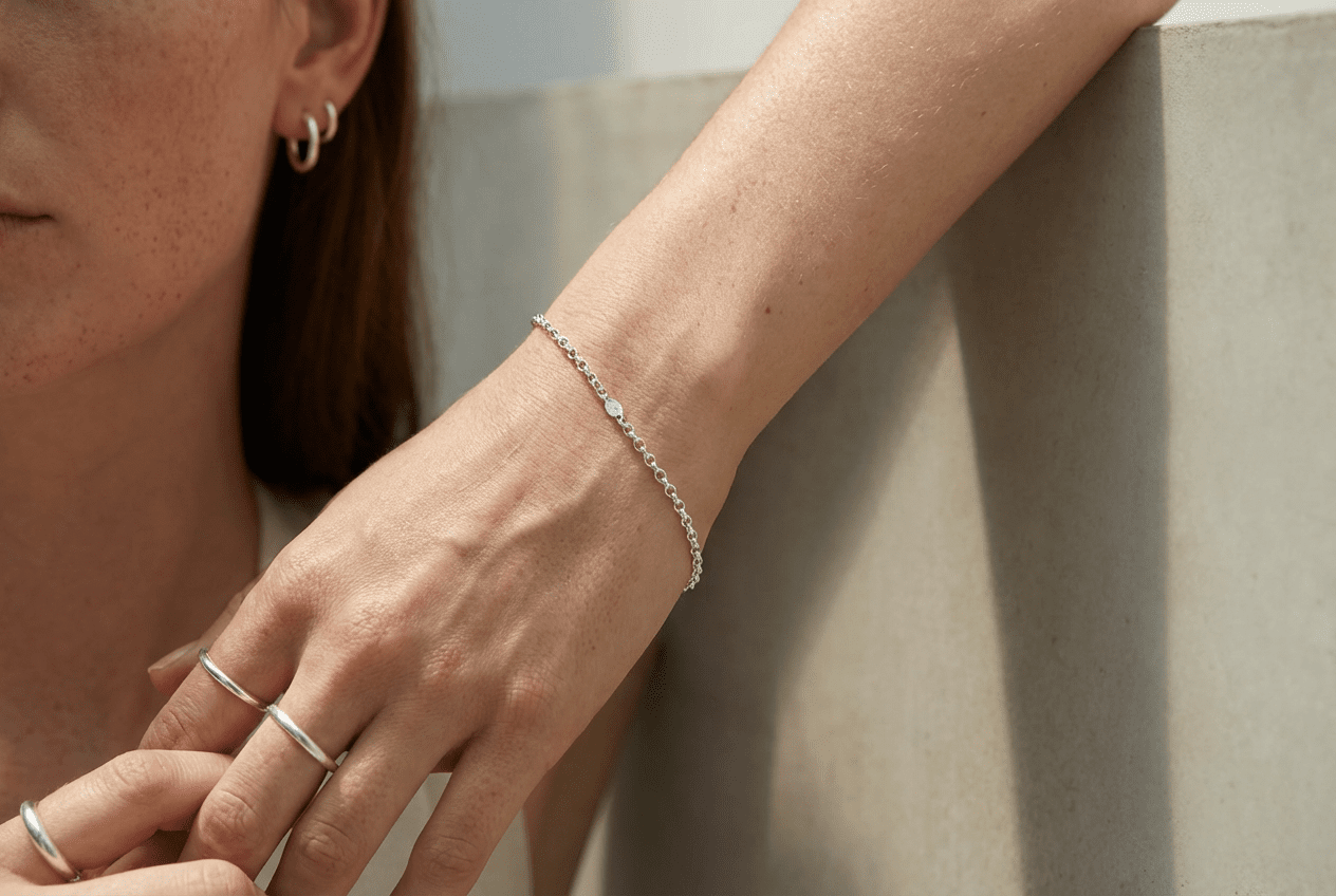 Bangle & Link Bracelets - silvoraeg