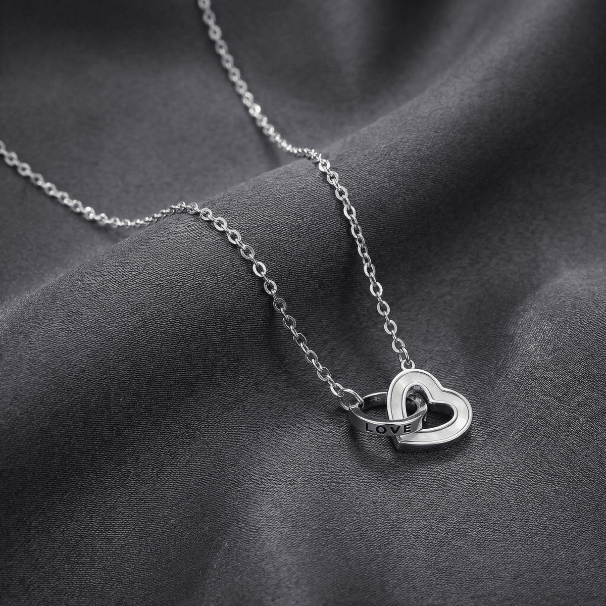 Amoura Interlocked Hearts Necklace - 925 Sterling Silver - Necklaces - Silvora