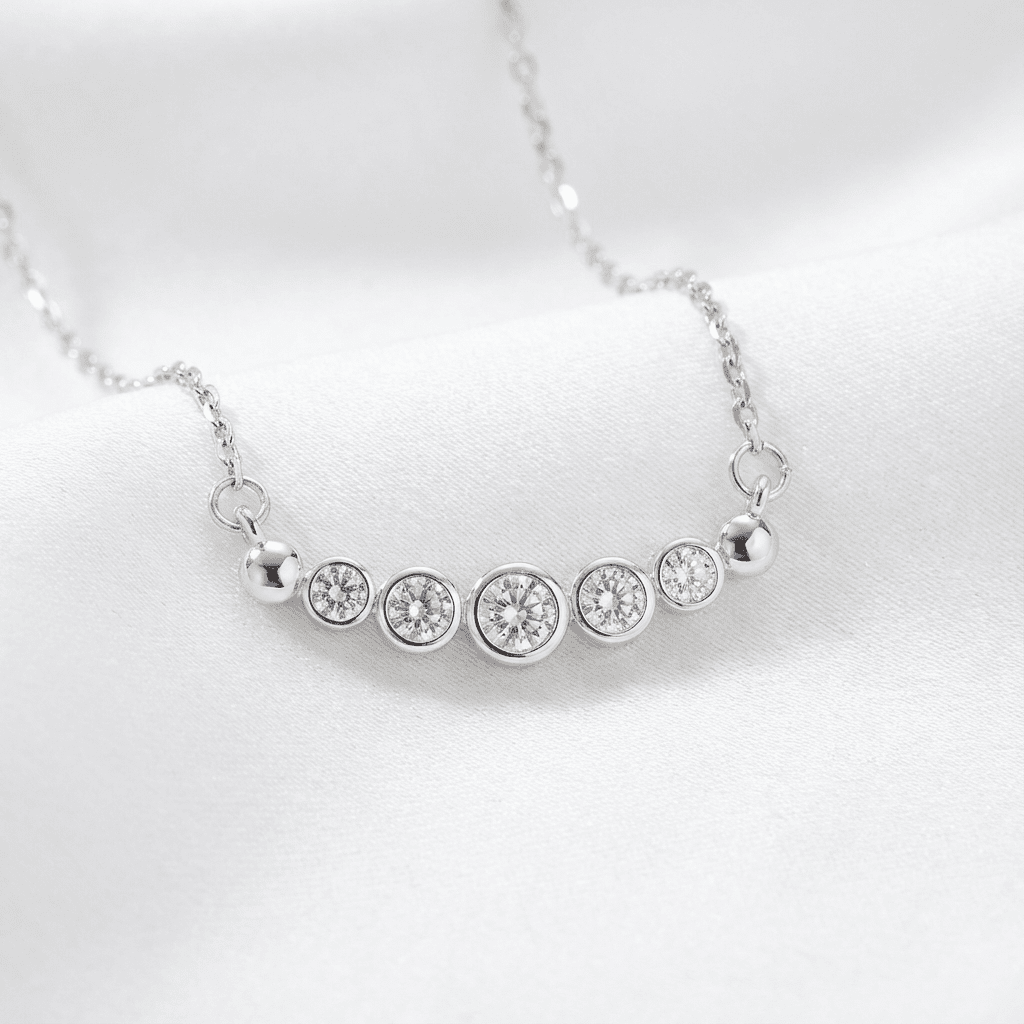 Aurora Glow Necklace - Necklaces - silvoraeg