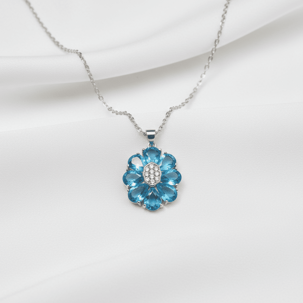 Bloom Necklace - Necklaces - silvoraeg