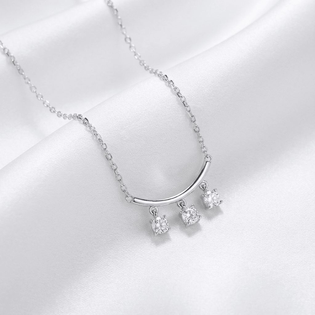 Trinity Spark Necklace - Necklaces - silvoraeg