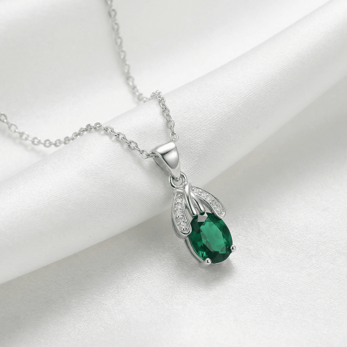 Velora Crown Pendant - 925 Sterling Silver - Necklaces - Silvora