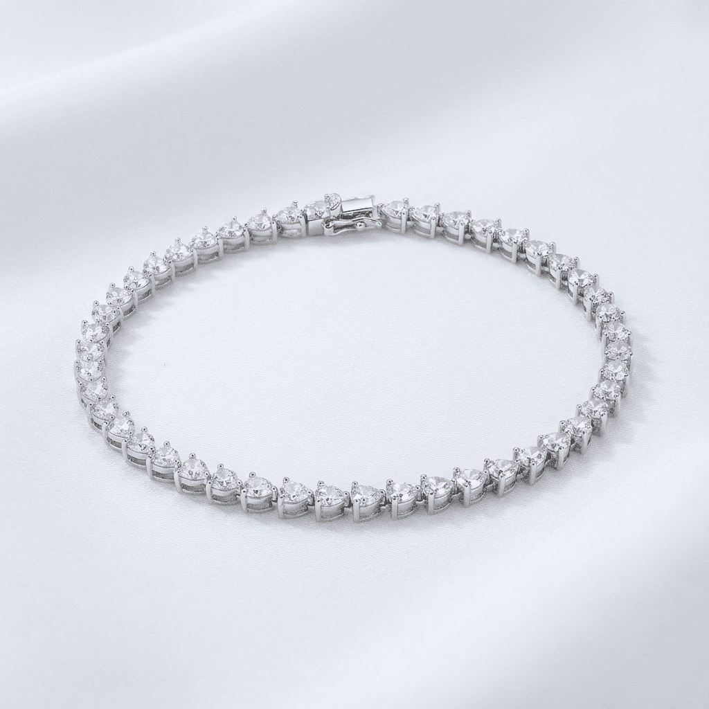 Veloura Heartline Bracelet - Bracelets - silvoraeg